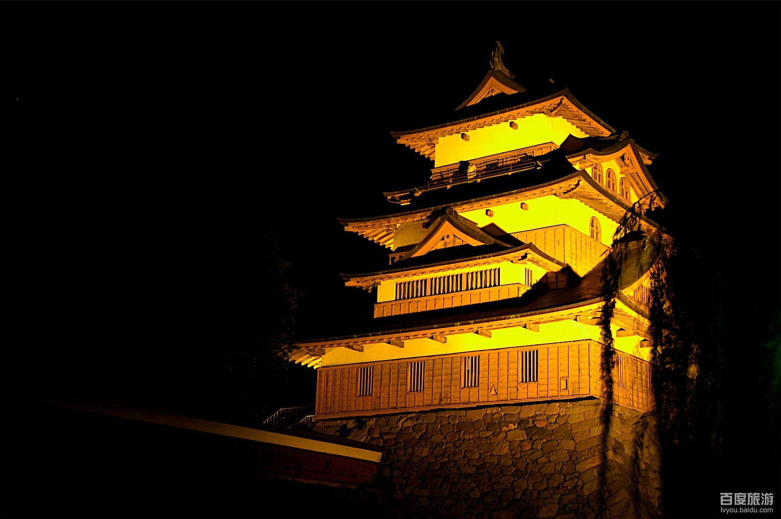 位于 a href="#" data-lemmaid="15675385">日本本州 /a>岛中部,属于 