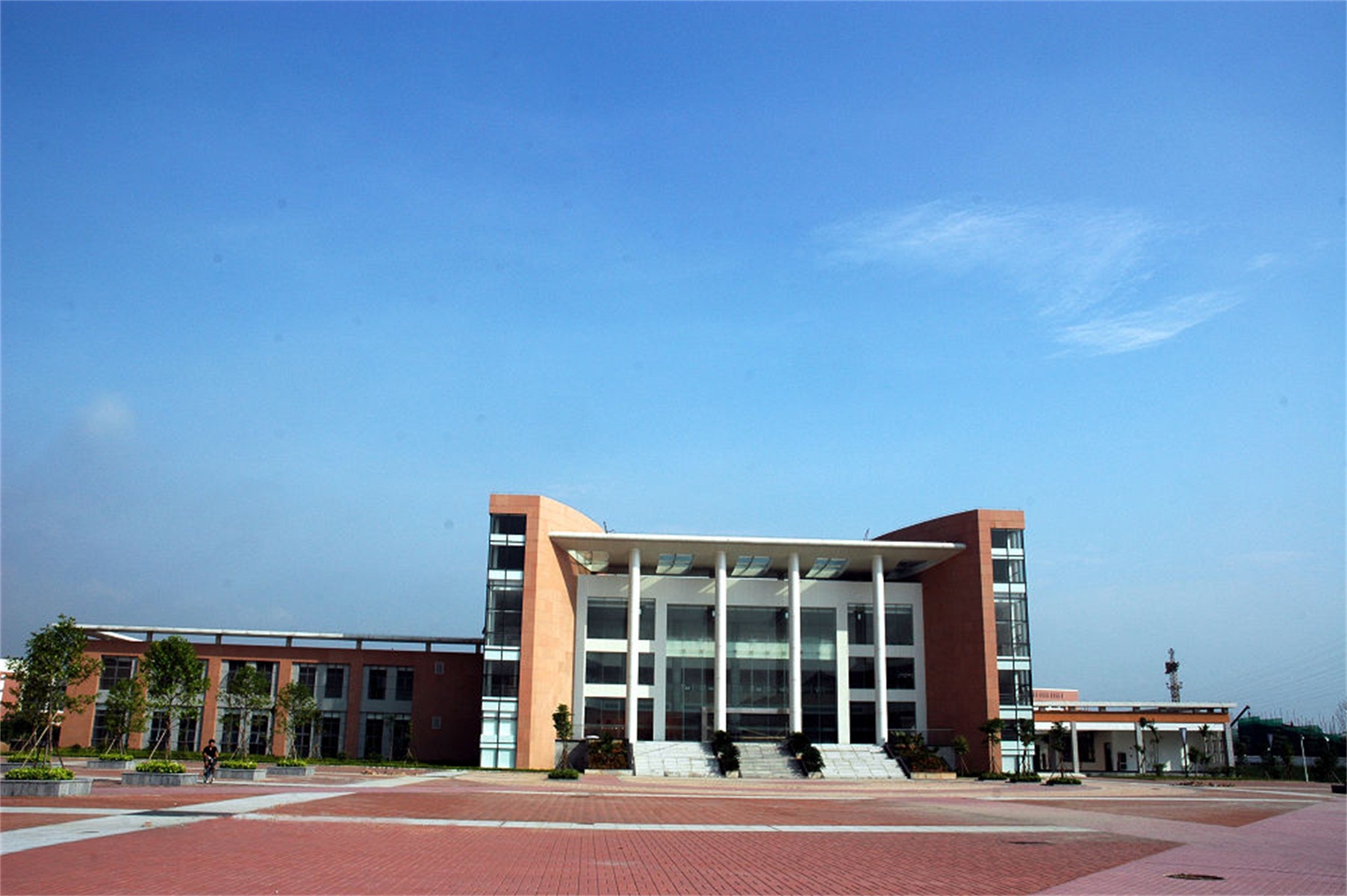 广东外语外贸大学