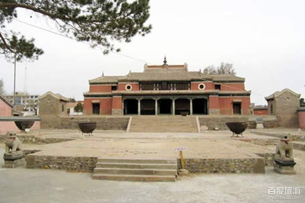  p>福缘寺位于内蒙古通辽市库伦旗库伦镇.