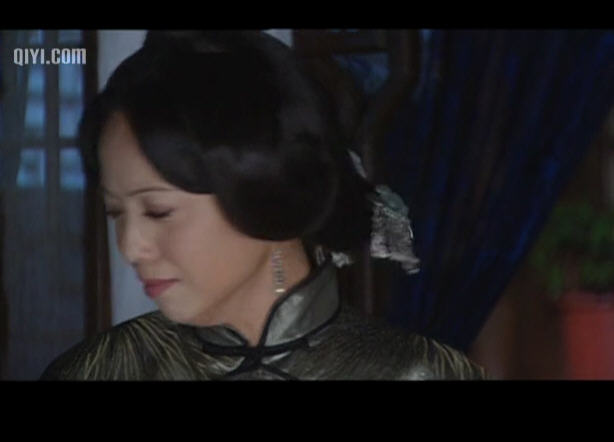牌坊下的女人
