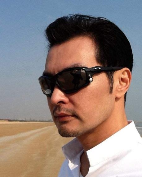  p>连凯,1969年8月7日出生于台湾省台北市,毕业于 a target="_blank"