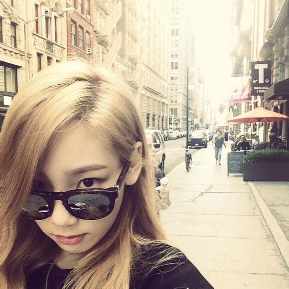 ,1989年3月9日在韩国全罗北道全州市出生,韩国女