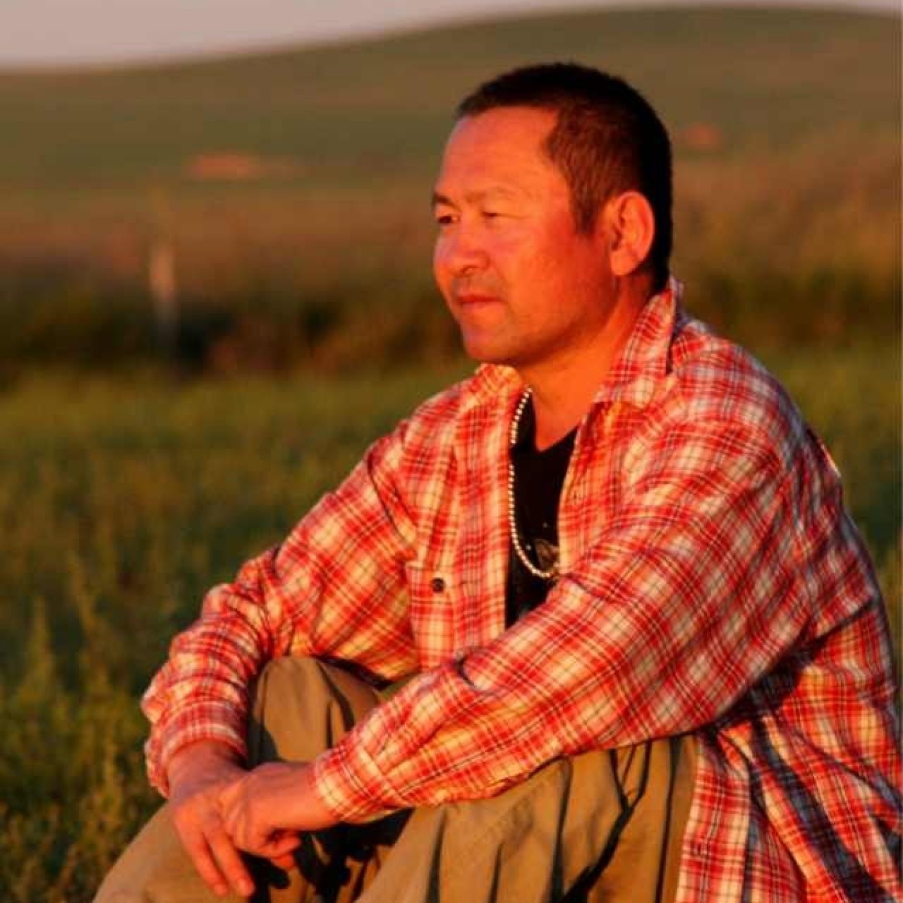 兼任日本蒙古学会会员,日本民俗学会会员,关西诗人协会会员