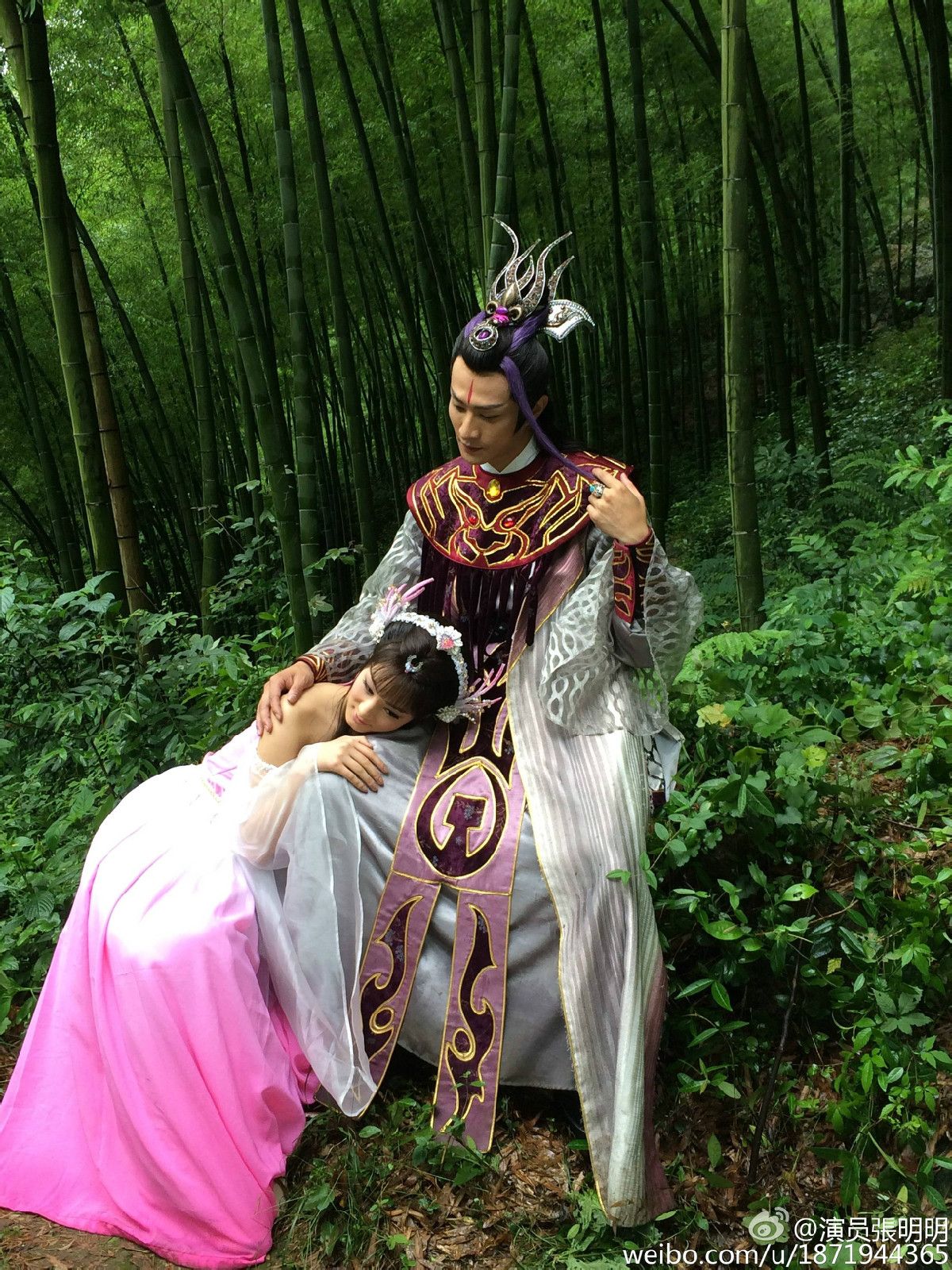  p>琼霄仙子,女,又称琼霄,琼霄娘娘,是明代神怪小说《 a target="