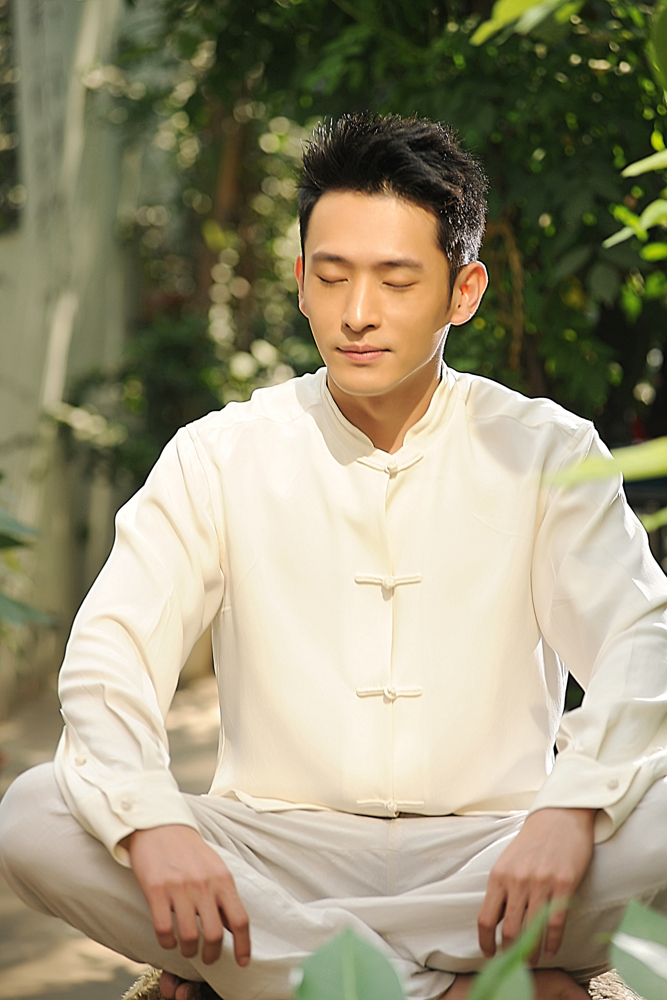 data-id="go089bqotm">吴弘,1988年11月6日出生于江西,中国内地男演员