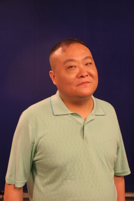  p data-id="gnwuknxiv7">湖南笑星碰碰胡,原名胡建林,中国影视演员.