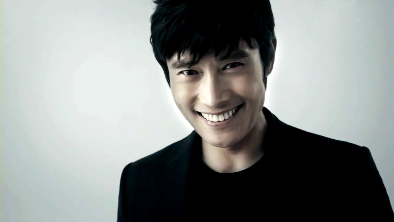  p>李秉宪(lee byung hun),1970年7月12日出生于韩国汉城,毕业于 a