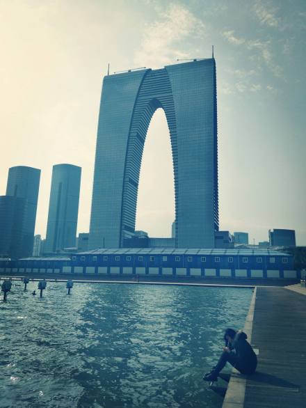 东方之门_百度百科