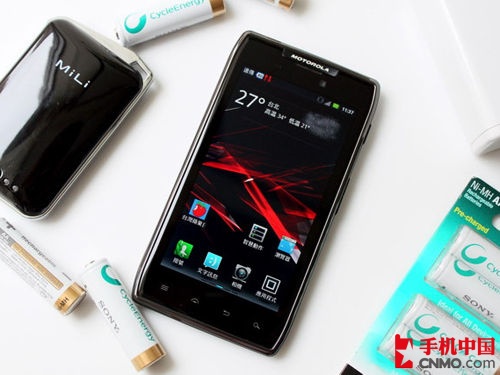 摩托罗拉的razr xt910