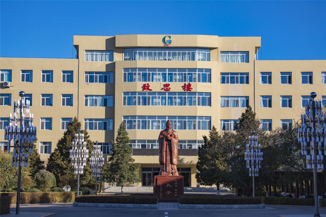  p>北镇市高级中学(beizhen senior high school)是辽宁省重点中学,省