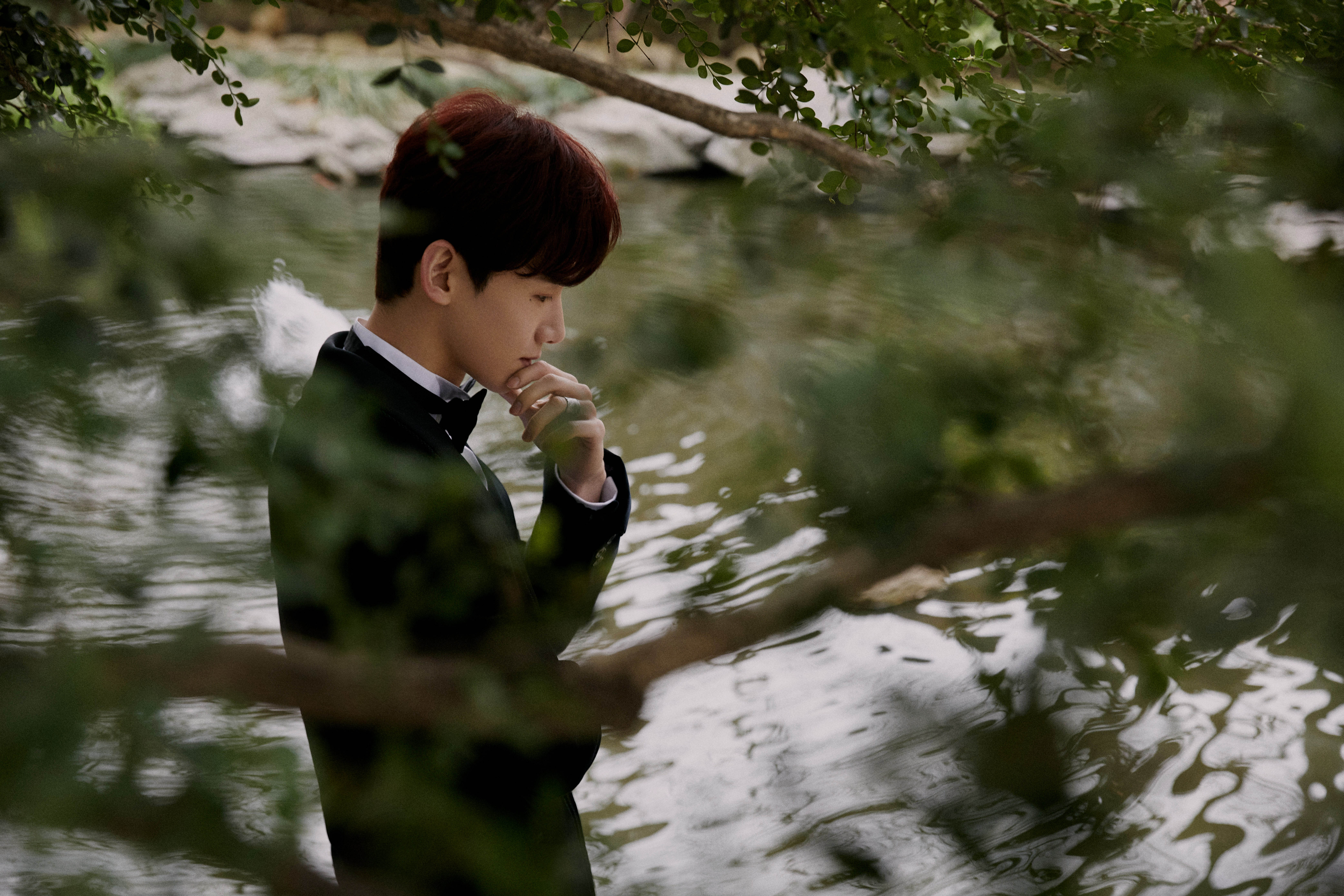  p>白敬亭,1993年10月15日出生于北京市怀柔区,中国内地男演员,毕业于