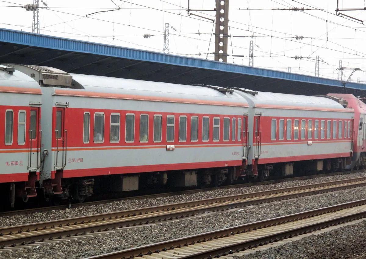  p>"红皮车"是对一种特定涂装的 a target="_blank" href="/item/中国