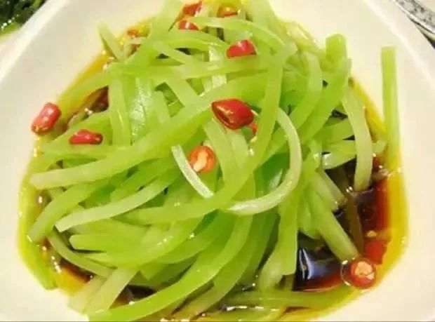  p data-id="gn903cgqxg">炝拌莴笋是以莴笋为主材的菜肴名. /p>