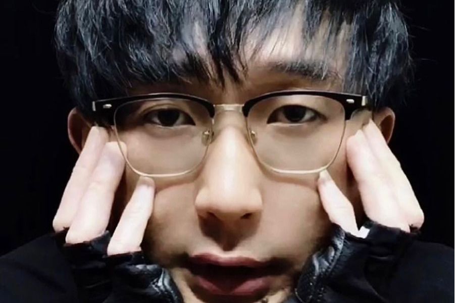  p>《哥特式寂寞》是网络歌手 郑毅( a target="_blank" href="/item