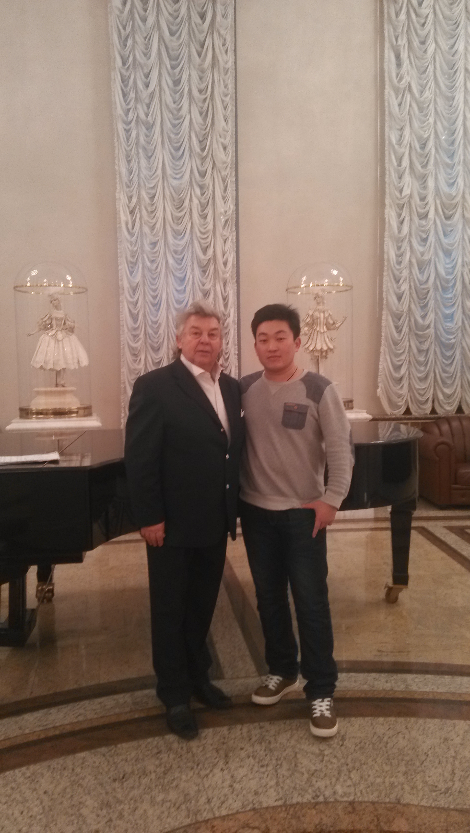 杨士东