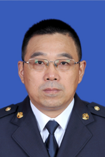  /p> p>现任上海市奉贤区市场监督管理局党组成员,副局长. /p>