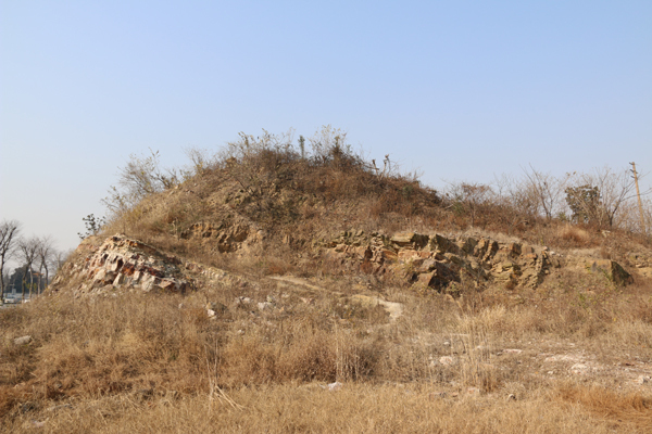 黄龙山紫砂泥矿井四号井