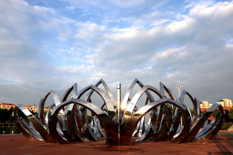  p>驸马沟生态公园位于河南省项城市北部,北邻项城市体育馆,及市政府