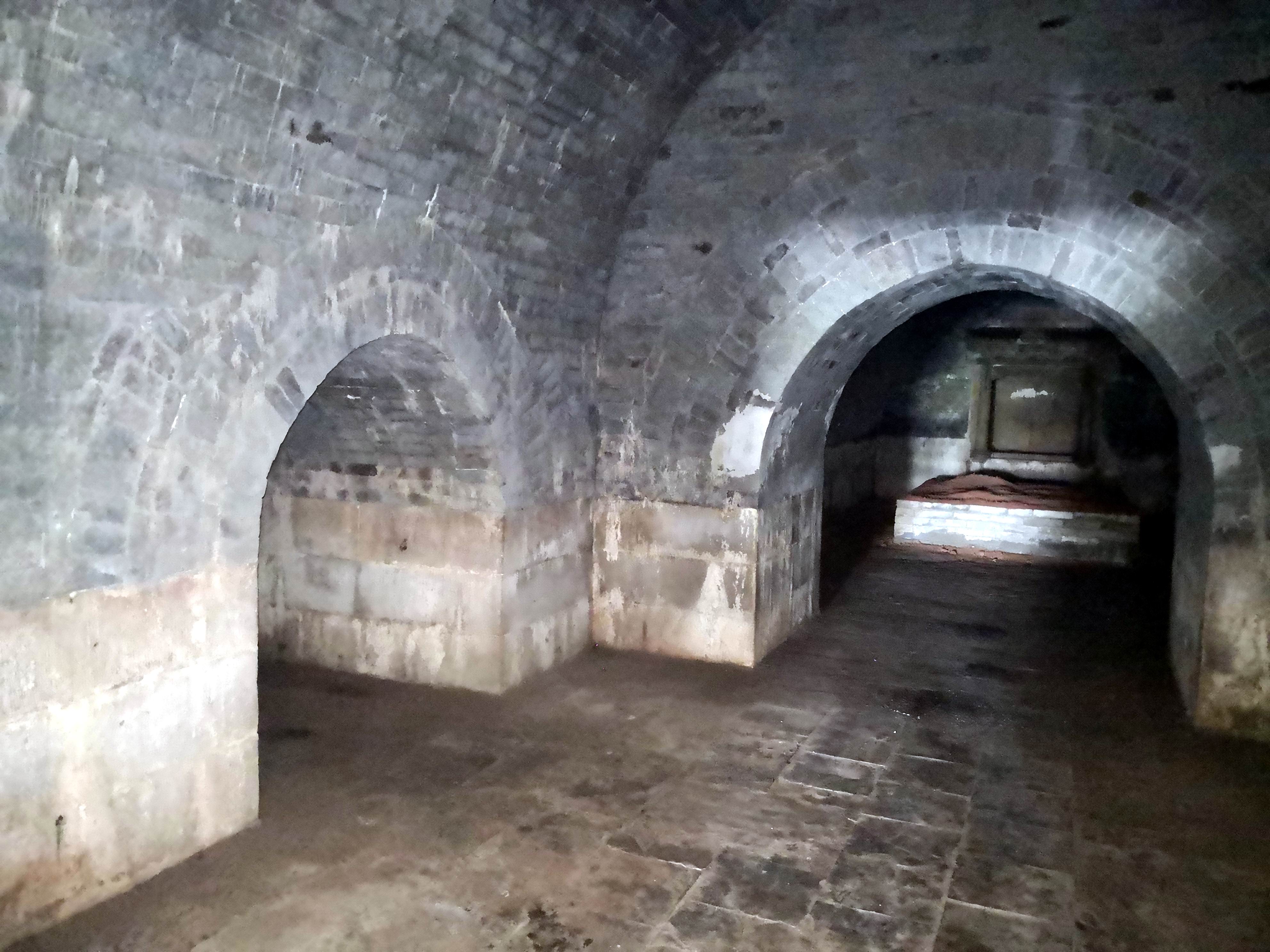  p>宁王朱权墓位于江西省南昌市新建区石埠镇璜源村缑岭东麓,是江西省