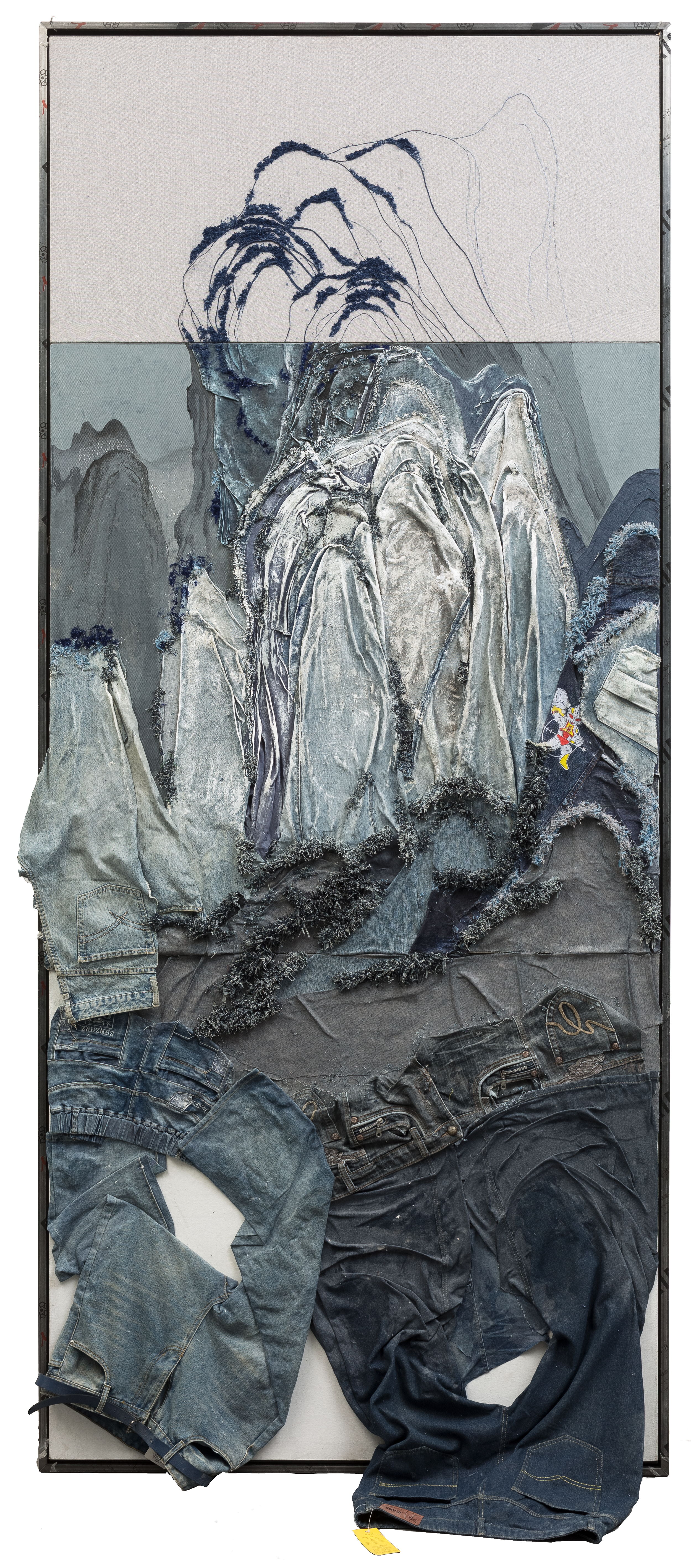 擅长综合材料,绘画,书