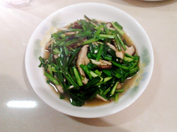 韭菜香菇