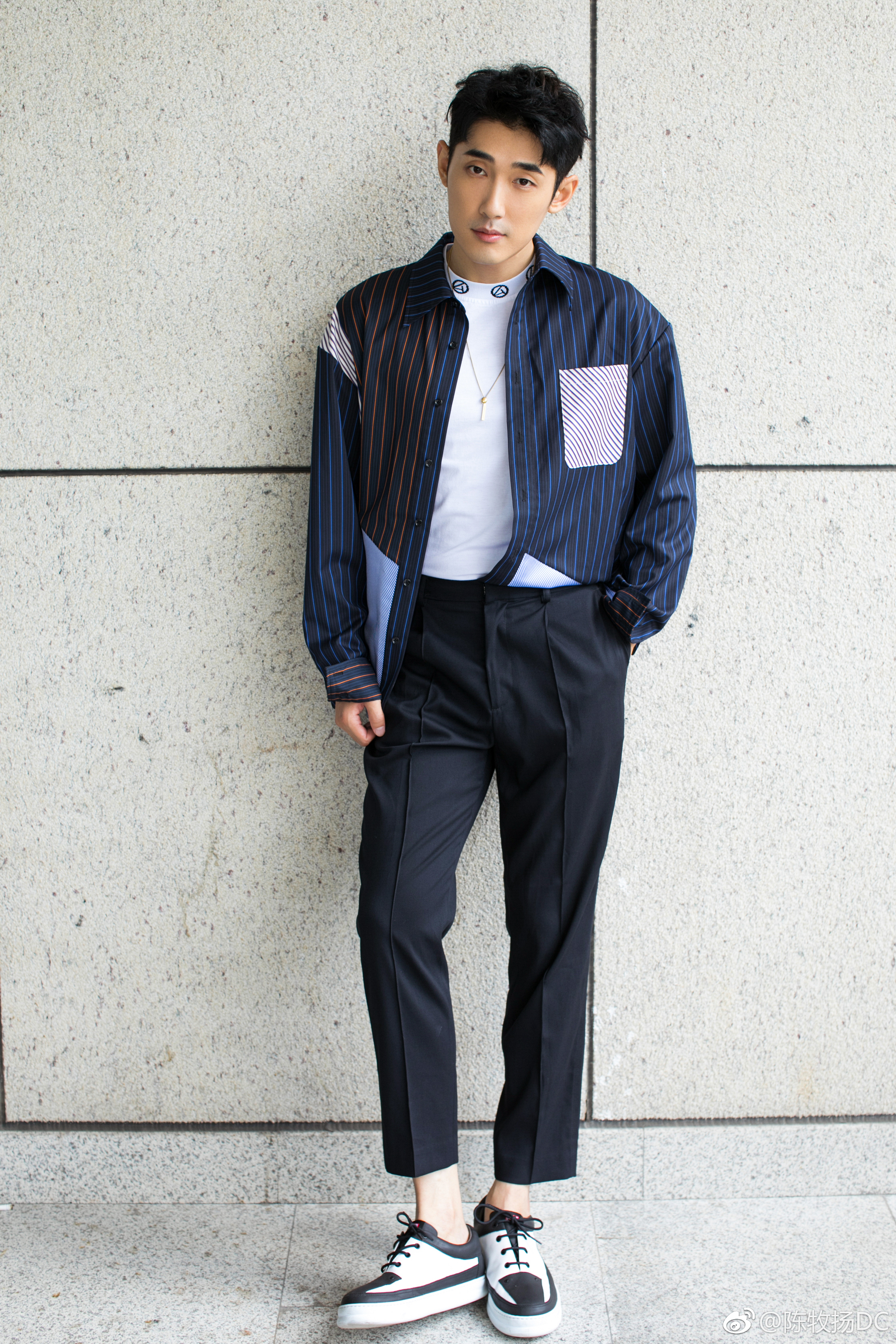  p data-id="gnx60w039n">陈牧扬 i>(原名陈