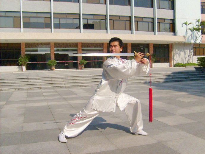 0nmlzwu6"> a target="_blank" href="/item/传统杨式太极剑/5921290"