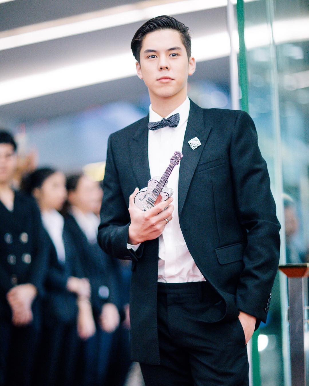 yflr5hh">帕查拉·奇拉锡瓦特(peach),1993年5月10日出生于泰国曼谷