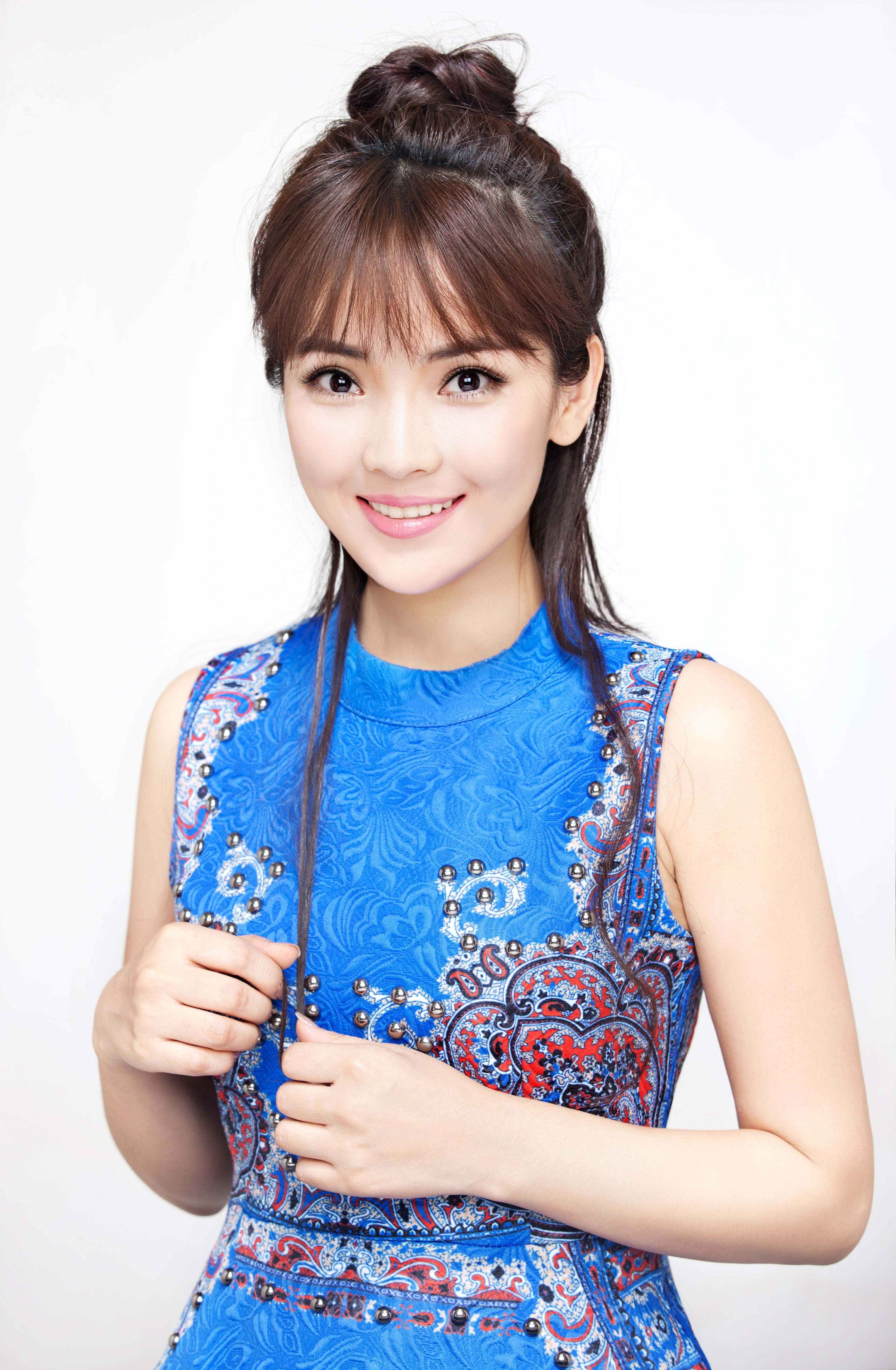  p>斯琴高丽,1987年1月19日出生于黑龙江省牡丹江市,中国影视女演员