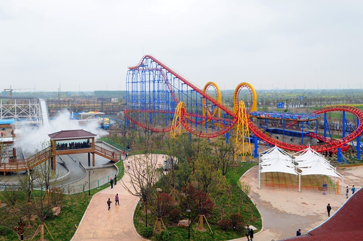  p data-id="gnxapy7ibt">卡迪欢乐世界是一座主题乐园,位于江苏省 a