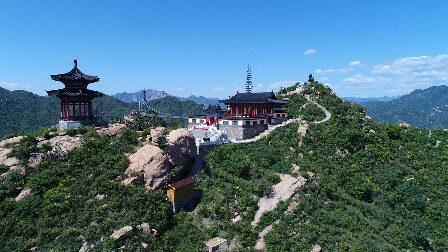 黄金寨原生态旅游区