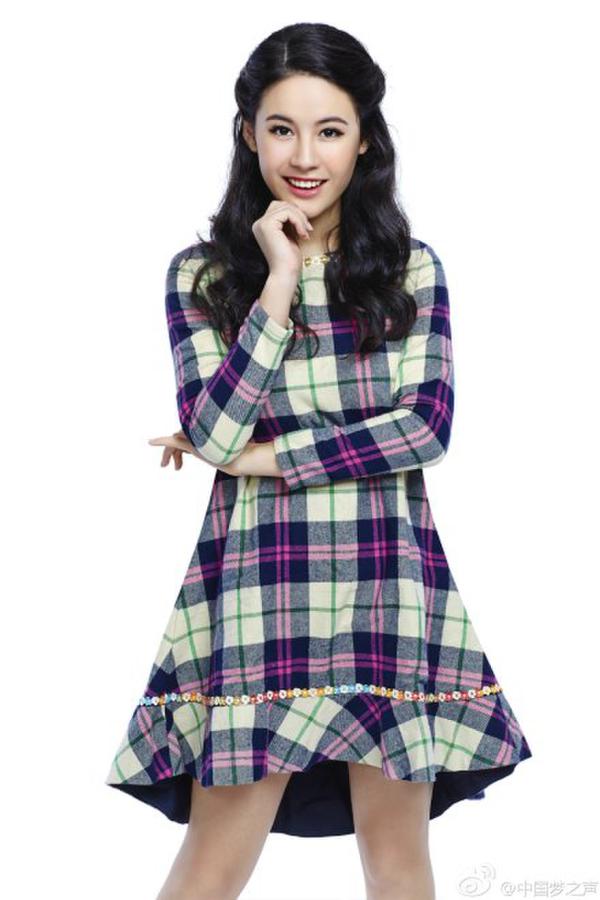  p>李安梅,英文名emily,1999年10月3日出生于新泽西州,就读于蒙哥马利