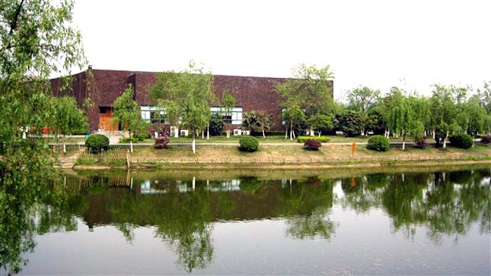 成都市天一中学