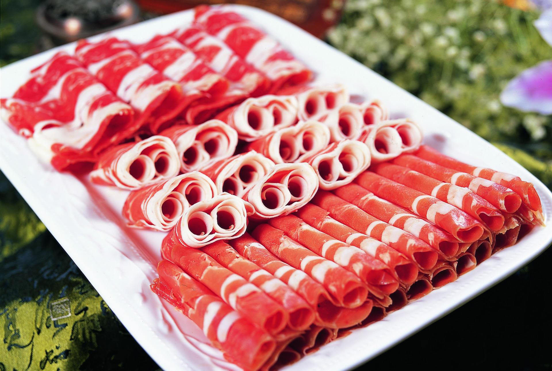  p data-id="gnwo27babe"> a target="_blank" href="/item/羊羔肉