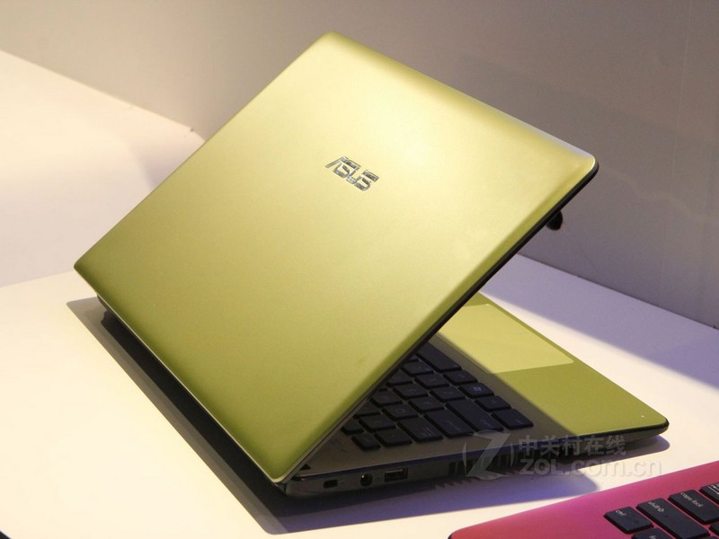  p>华硕x501系列笔记本是 a target="_blank" href="/item/华硕电脑