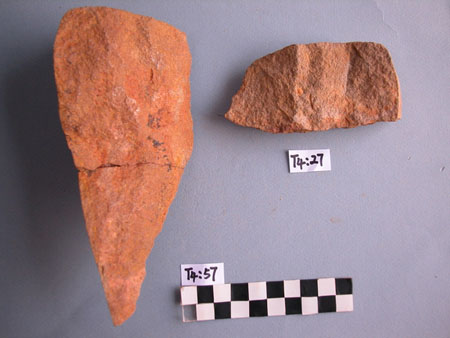  p>旧石器时代(paleolithic;距今约300万年),以使用打制石器(见 a