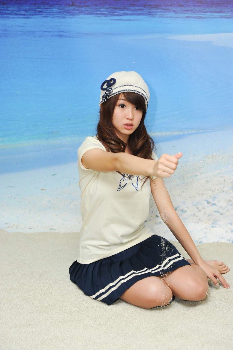  p>《爱的抱抱》是 a target="_blank" href="/item/郭书瑶/1263423"