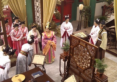 后宫（2011年黄建勋、何丽萍执导的电视剧）_百度百科