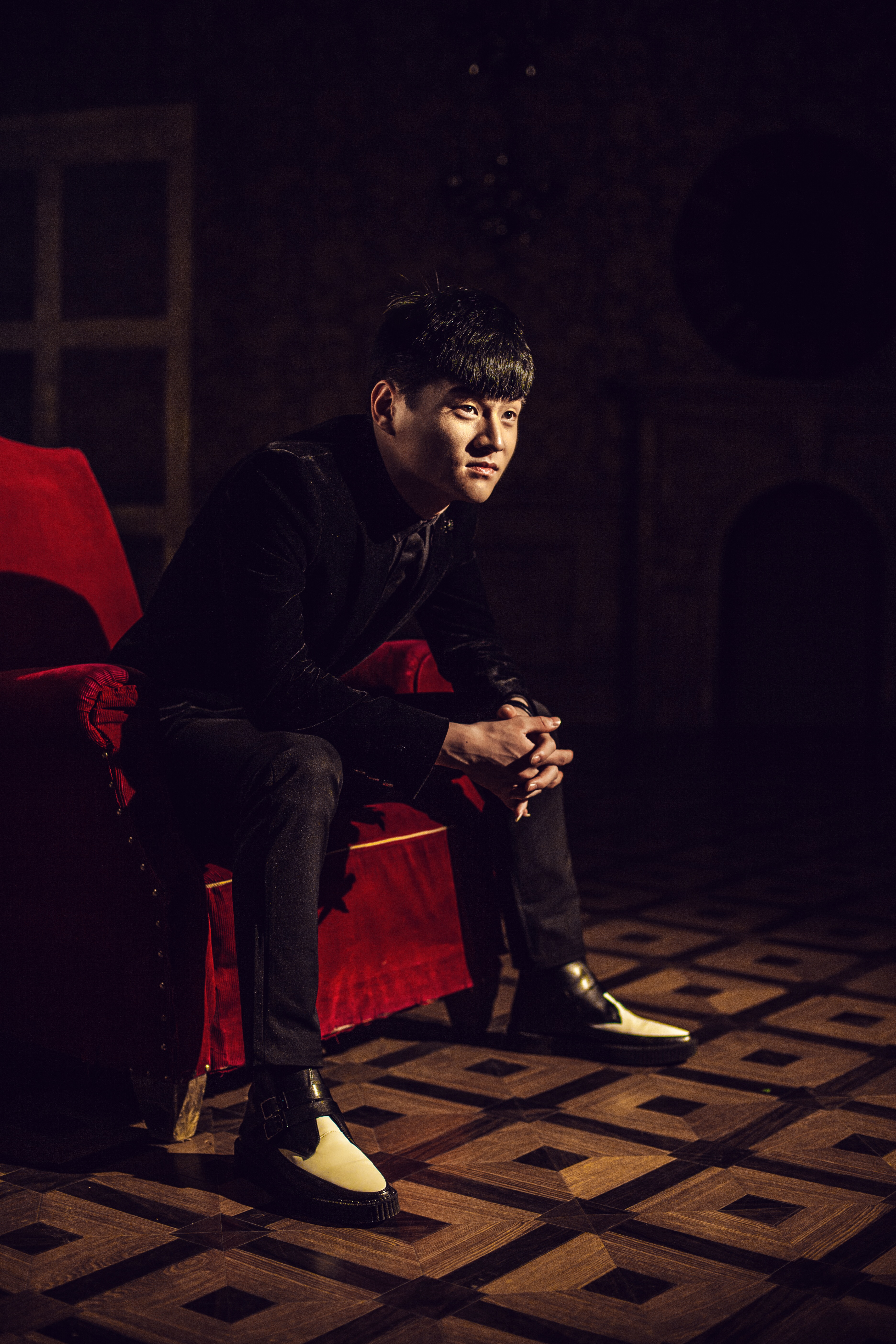  p data-id="gnytv4gc50">孙海洋,中国内地男演员.