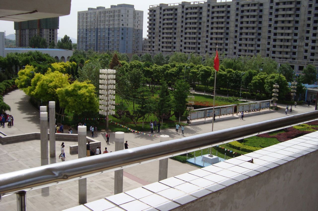 遵化市第一中学