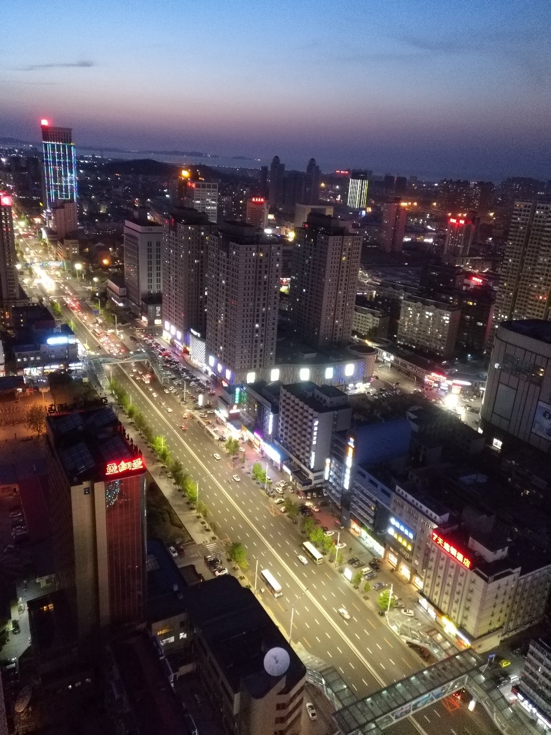  p>烟台南大街,称为烟台第一街,是烟台市一条重要的 a target="_blank