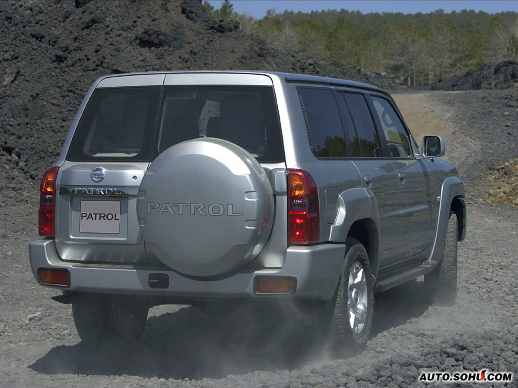  p>途乐(patrol)是日产汽车首款全尺寸suv,第六代在2010年初发布.