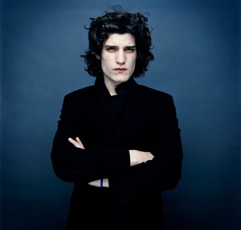  p data-id="go0cumwy7q">路易·加瑞尔(louis garrel),1983年6月14日