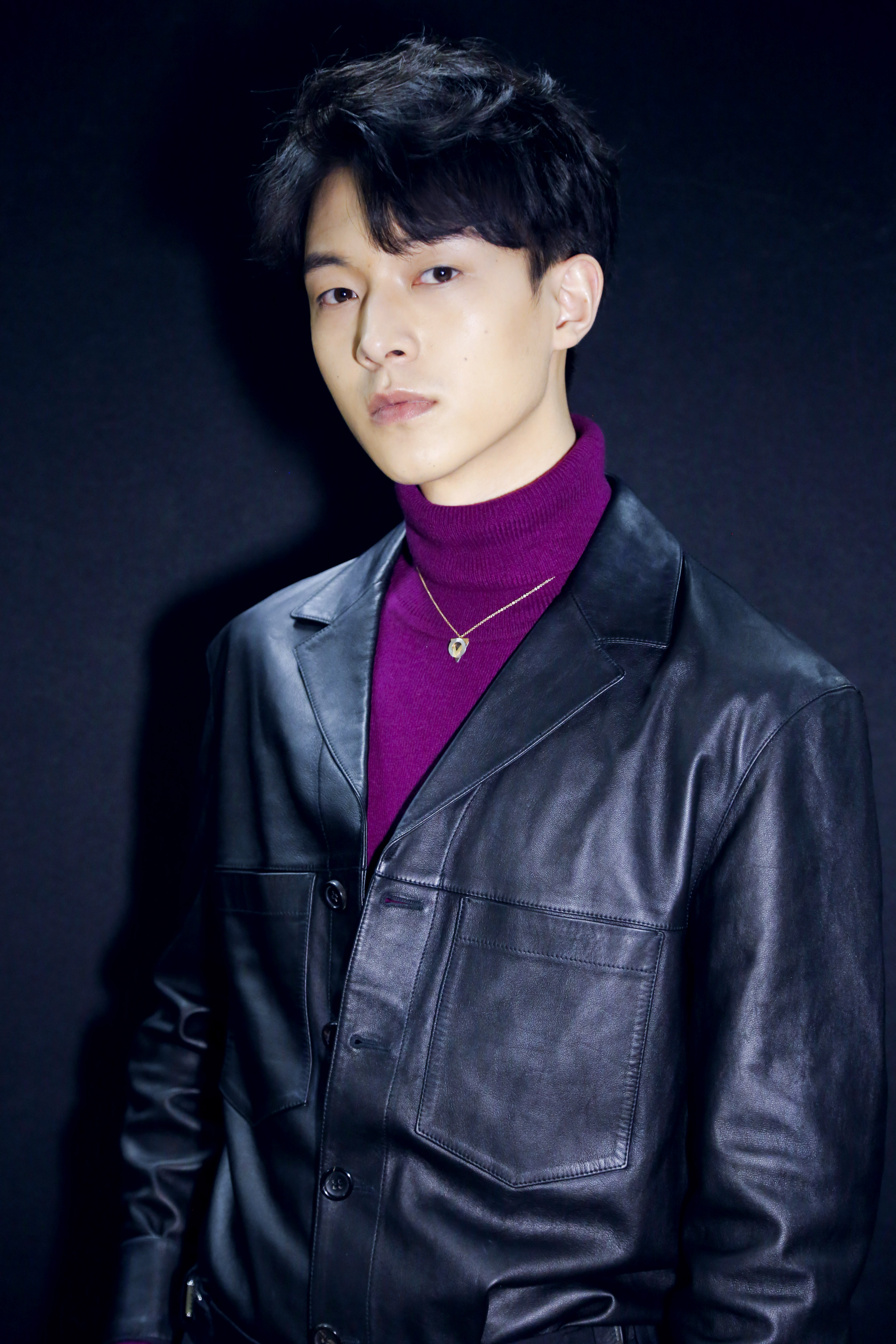 1995年1月7日出生于河北省石家庄市,中国内地影视男演员,毕业于 a