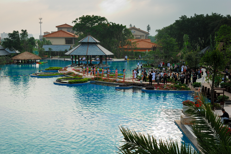 data-lemmaid="1784">世外桃源 /a> /p> p>中山温泉位于中国广东省