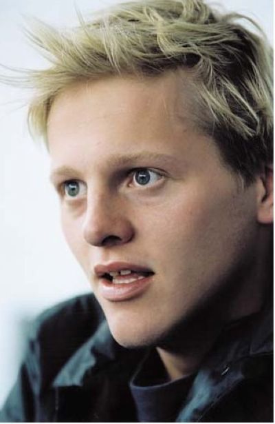 lindhardt),1974年12月24出生于丹麦哥本哈根,丹麦影视男演员