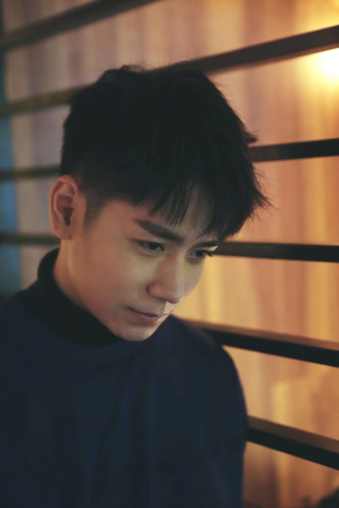  p>杨霖(james),原名杨太郎,1993年12月2日出生于浙江省杭州市,中国