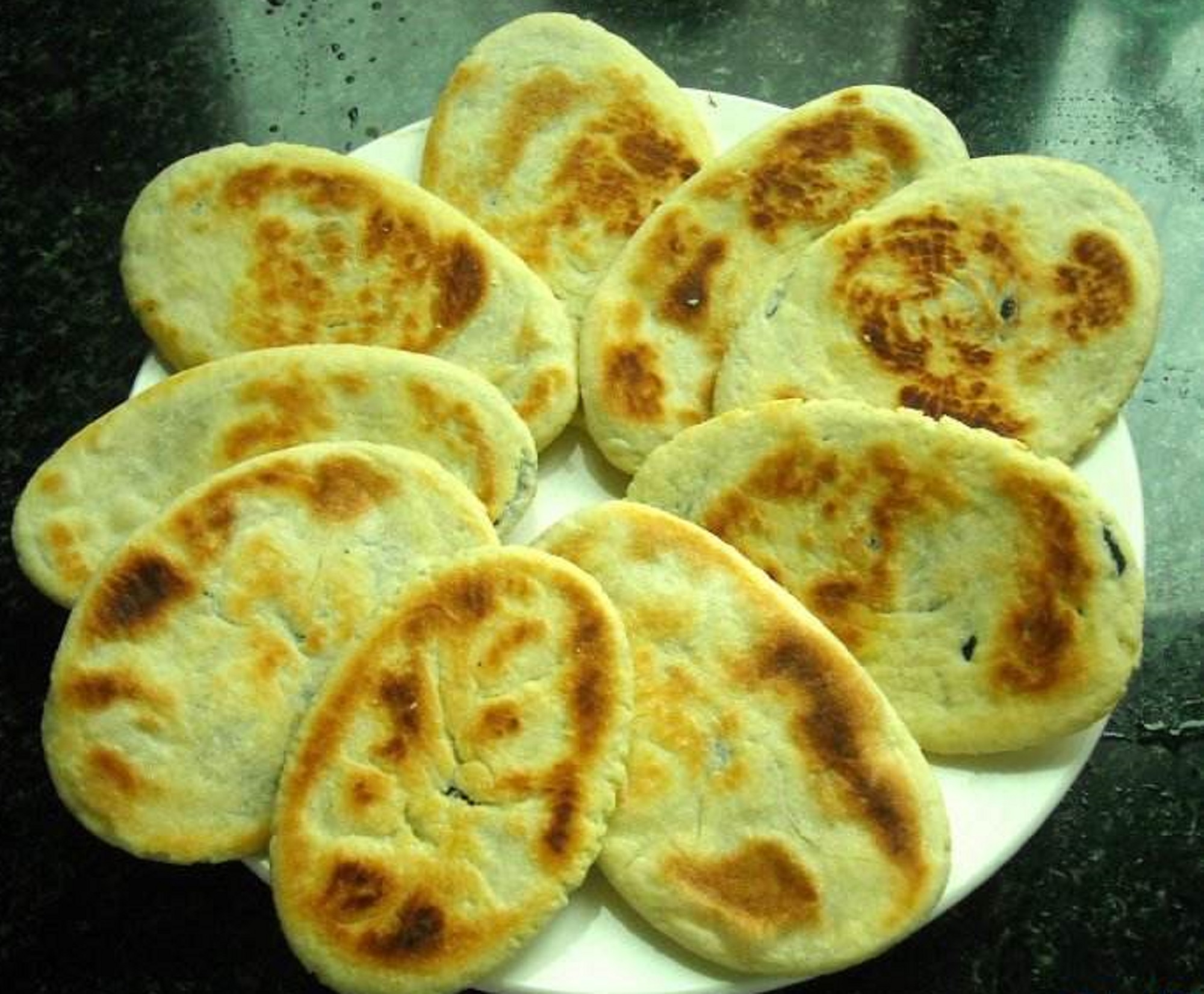  p>鞋底儿烧饼是河北省衡水市 a target="_blank" href="/item/枣强县