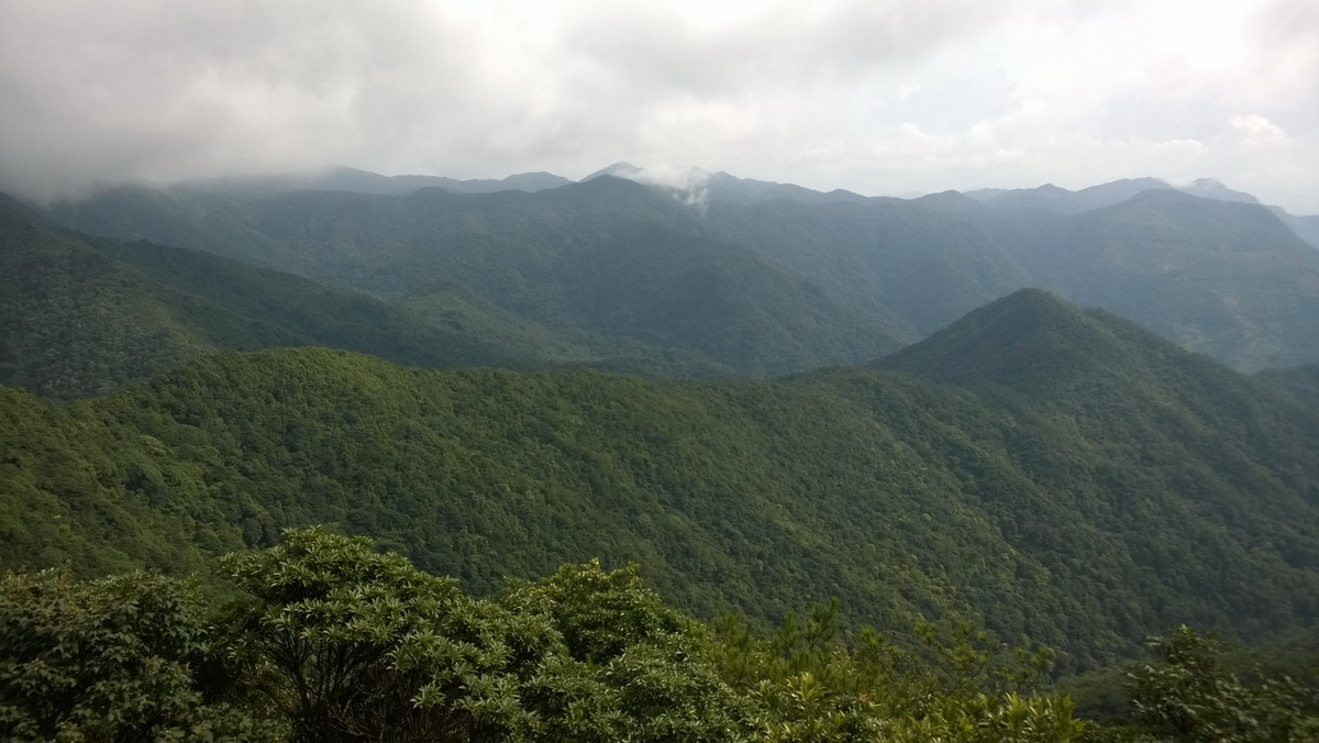  p>天堂顶是 a target="_blank" href="/item/南昆山/4821596" data