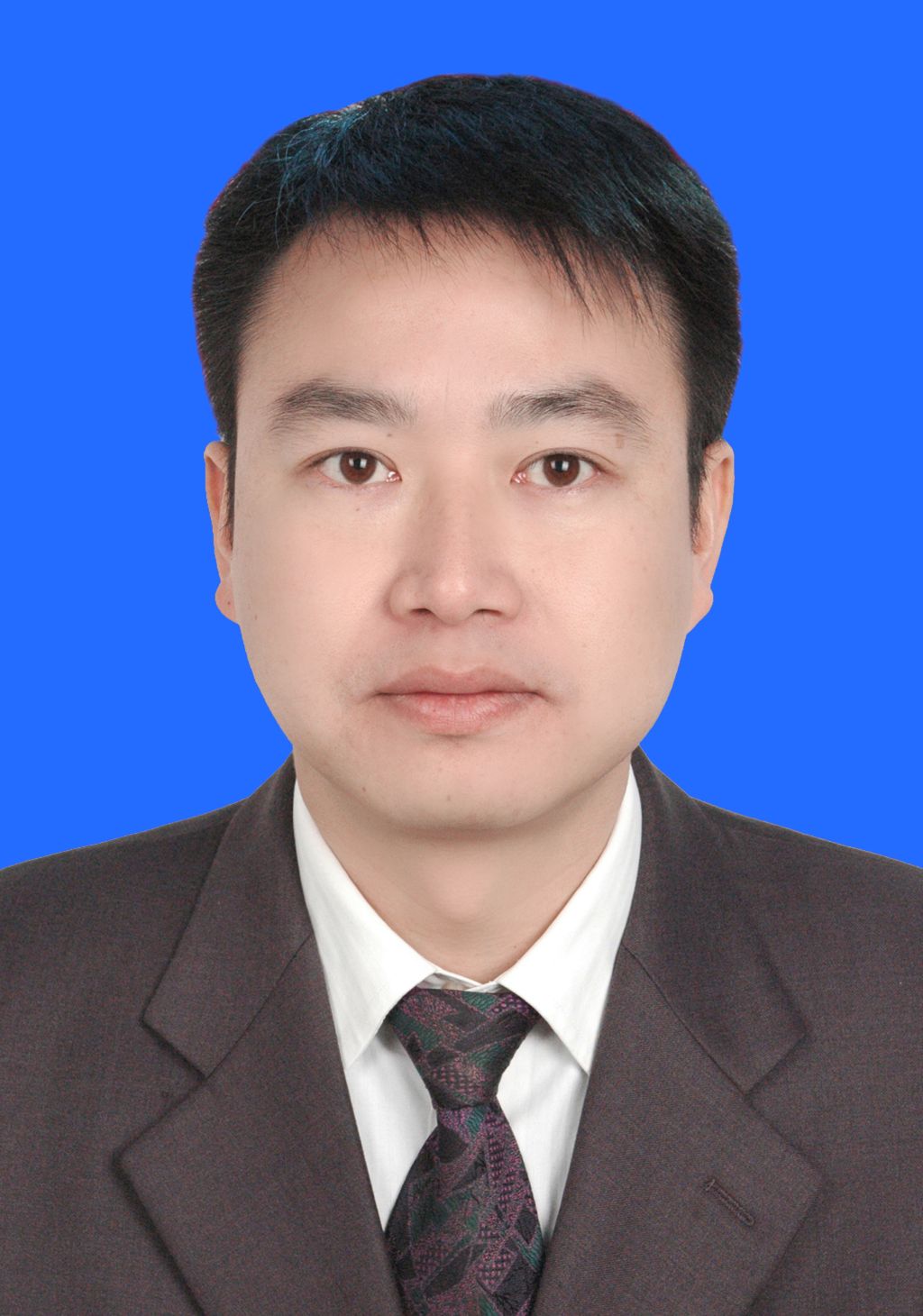  p data-id="go068l3273">石崇村,男, 贵州省委党校在职研究生.